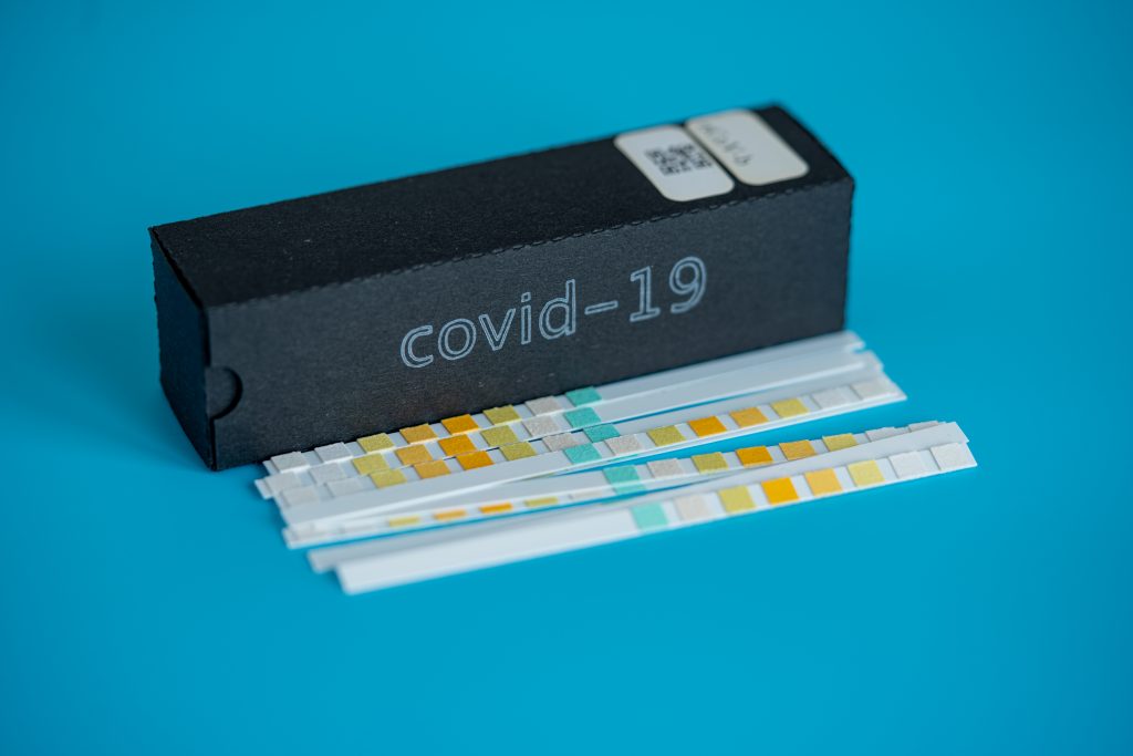 Anvisa libera testes rápidos para covid-19 em farmácias e drogarias