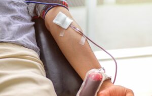 Roche inicia carreta itinerante para doação de sangue