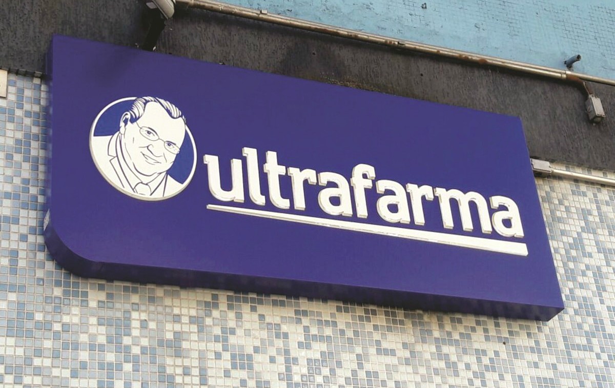 Ultrafarma está construindo novo CD e fábrica de vitaminas
