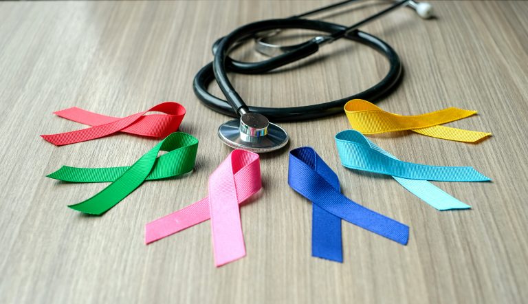 Biomm quer trazer ao Brasil medicamento que trata vários tipos de câncer