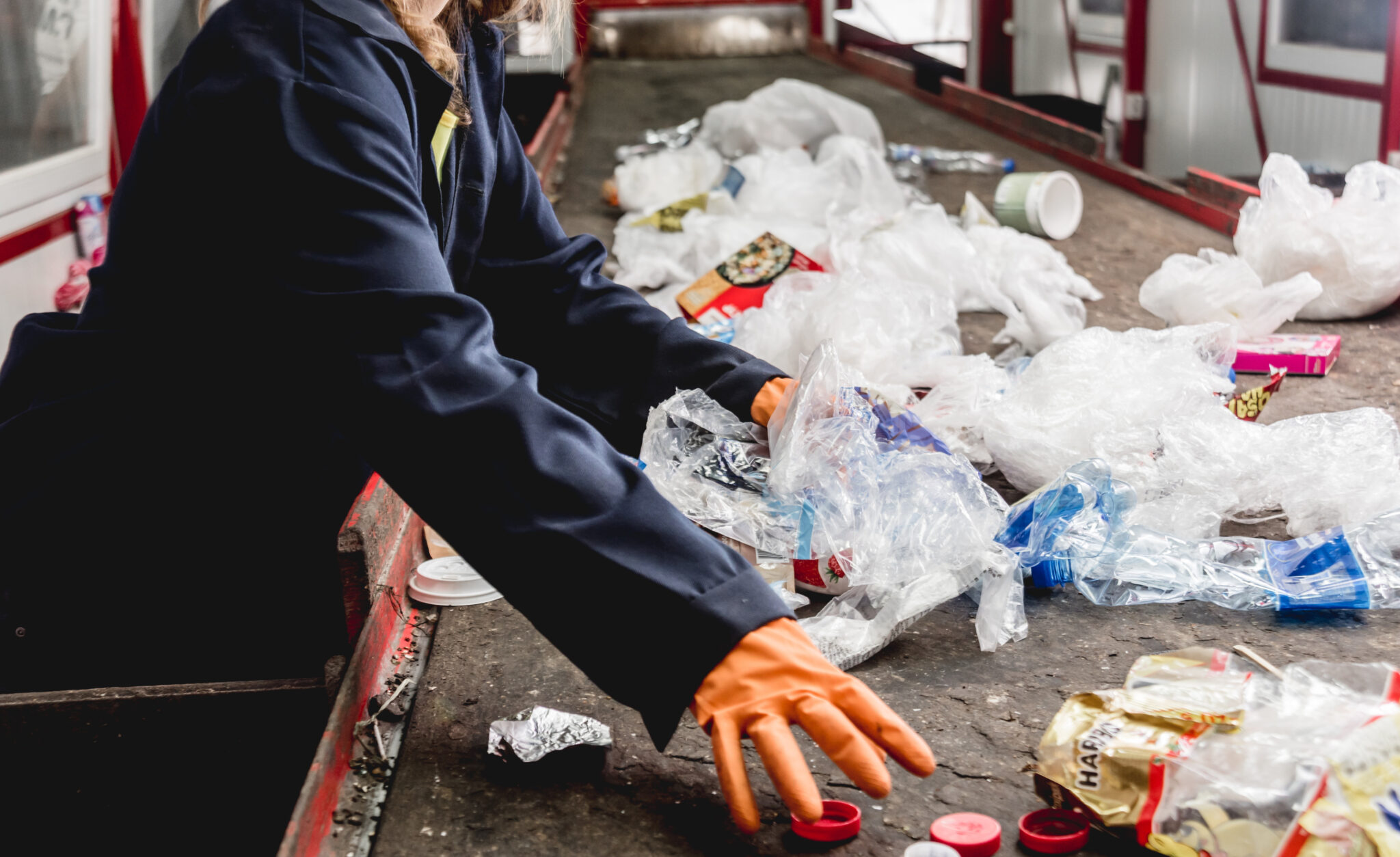 Galderma faz ação de e-lixo em Itajaí