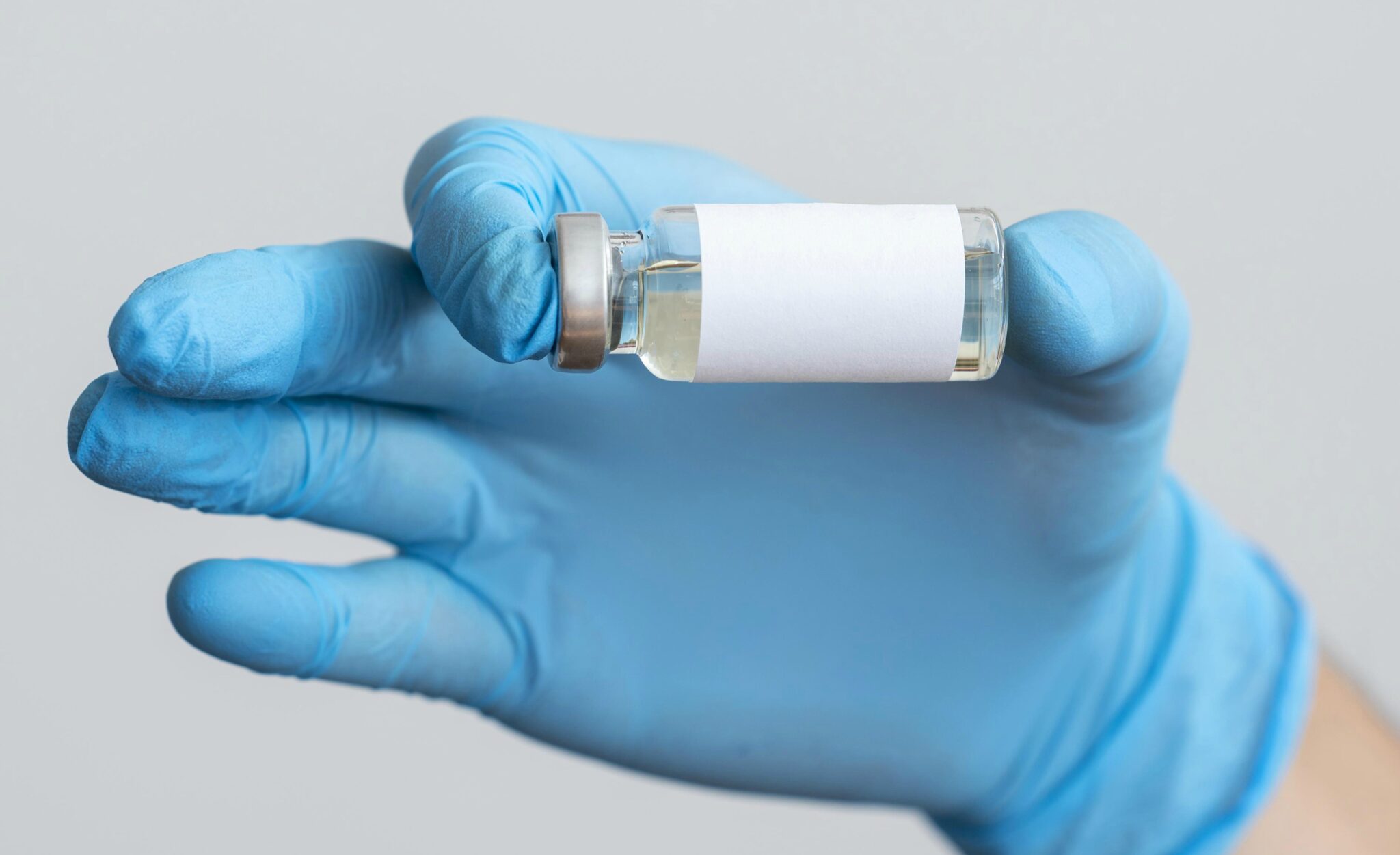 Pfizer pede autorização para uso emergencial de vacina para variante ômicron