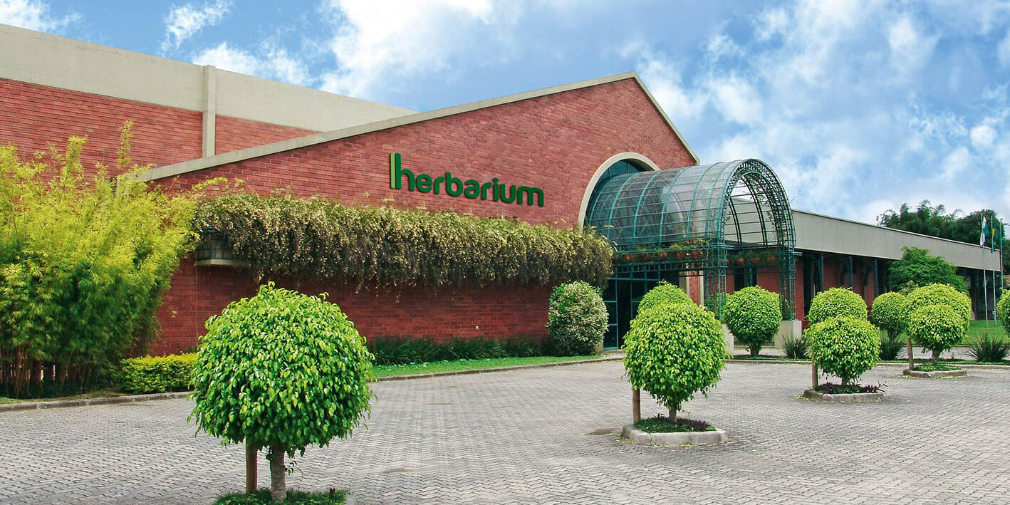 Herbarium completa 37 anos