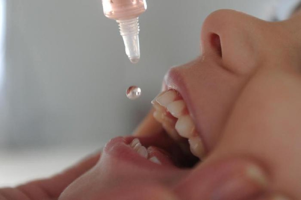 Aumento de casos de pólio gera alerta para vacinação