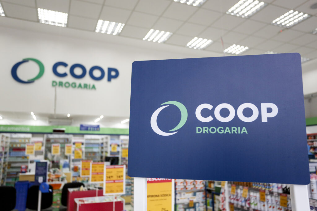 Coop reformula identidade visual de mais lojas