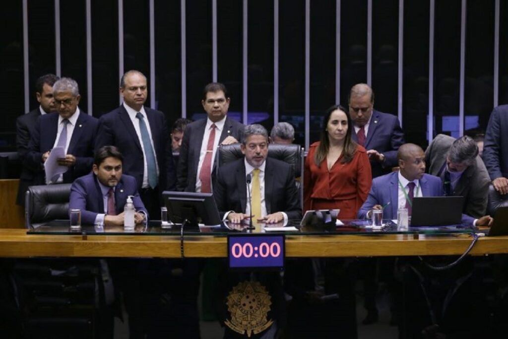 Câmara dos Deputados anula aprovação do piso salarial do farmacêutico