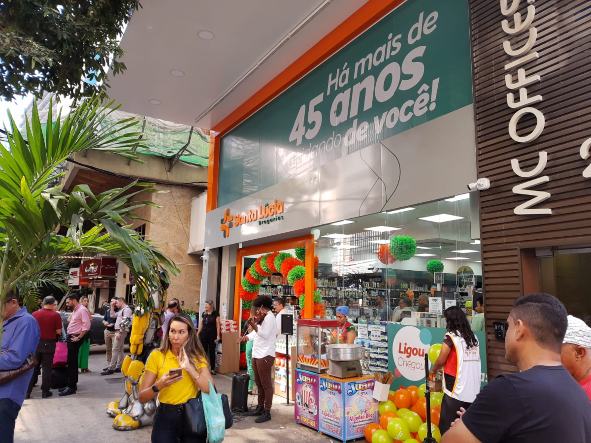Santa Lúcia Drogarias inaugura loja em Niterói, no Rio de Janeiro