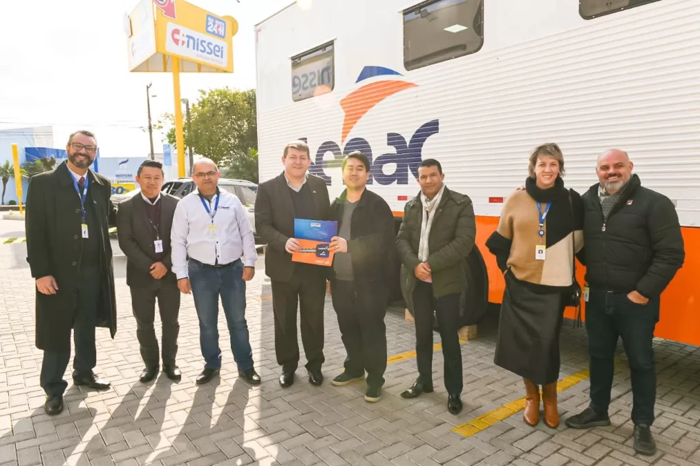 Farmácias Nissei recebem unidade móvel de cursos gratuitos do Senac