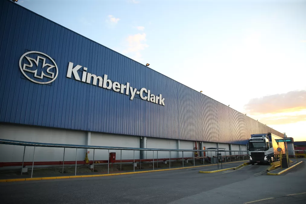 Kimberly-Clark investe no canal de farmácias no Brasil