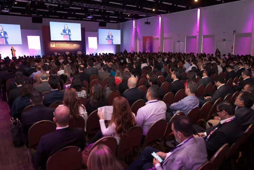 Head da MedQuímica palestra no maior congresso de compliance da América Latina