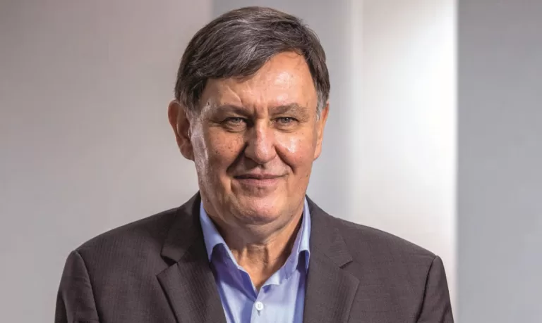 Biografia mostra trajetória de ícone da Prati-Donaduzzi