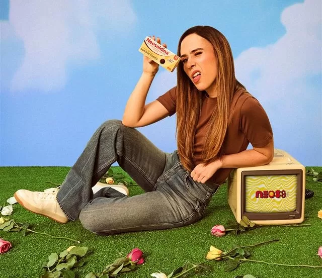 Tatá Werneck é a estrela da nova campanha de Neosaldina