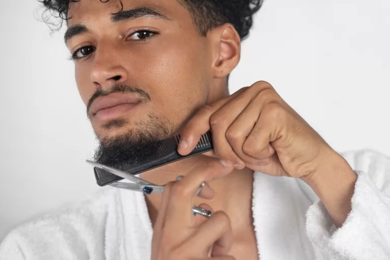 Mercado de cuidados pessoais masculinos deve crescer acima de 6% até 2030