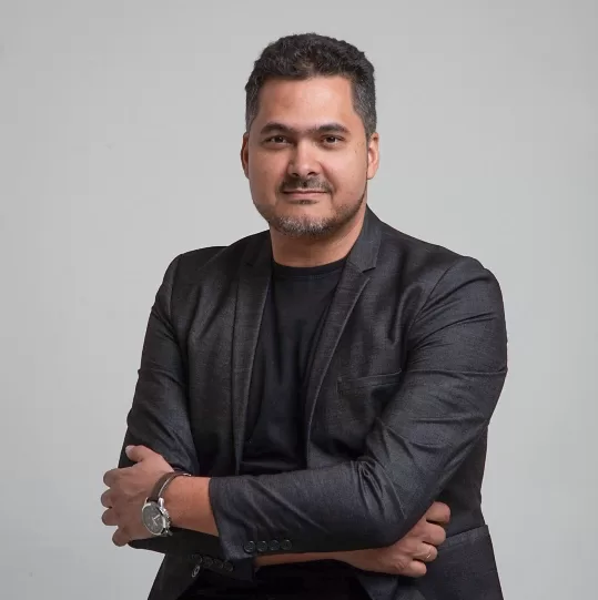 Implementação de tecnologia blockchain reduz falsificações no setor farmacêutico