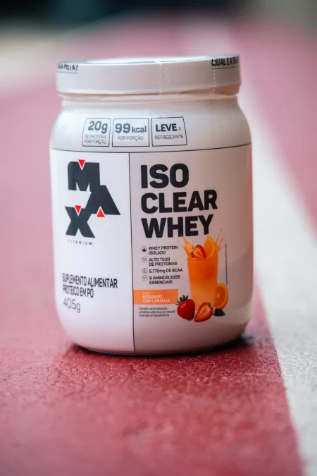 Max Titanium amplia portfólio e lança Iso Clear, seu whey tipo suco