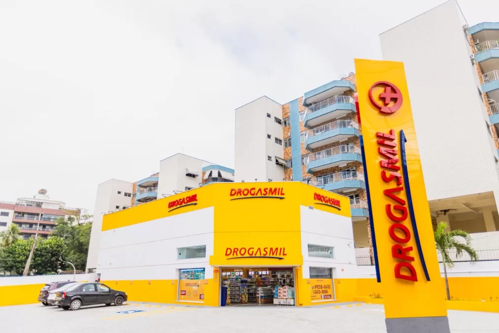 Drogasmil inaugura loja na Freguesia com tecnologia inovadora e foco em sustentabilidade