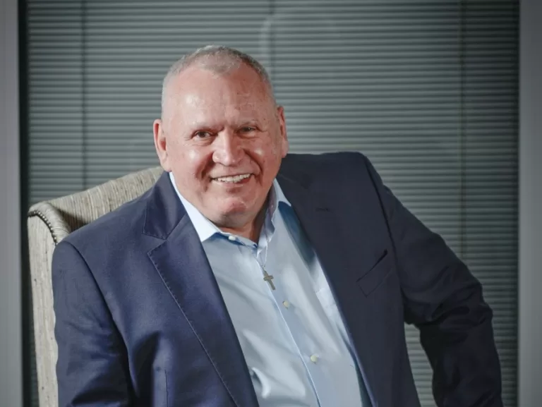 Sidney Oliveira aposta em um novo modelo de consumo no Brasil