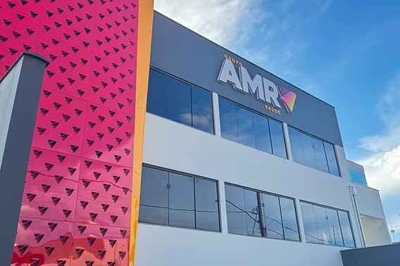 Por que pequenas farmácias estão fechando?