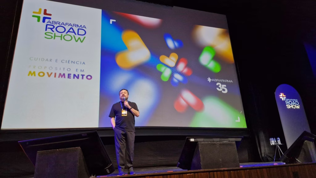 Sergio Mena Barreto No Road Show Rj (1)